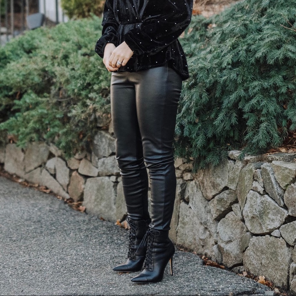 GREAT CONDITION ALDO BLACK LACE BOOTIES